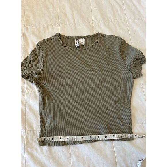 H&M CROPPED T-SHIRT - Picture 6 of 9